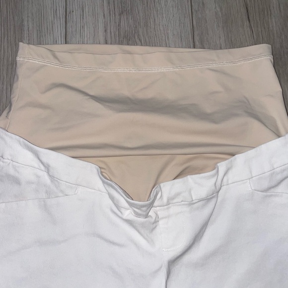 White Maternity Stork and Babe Shorts - Picture 2 of 9